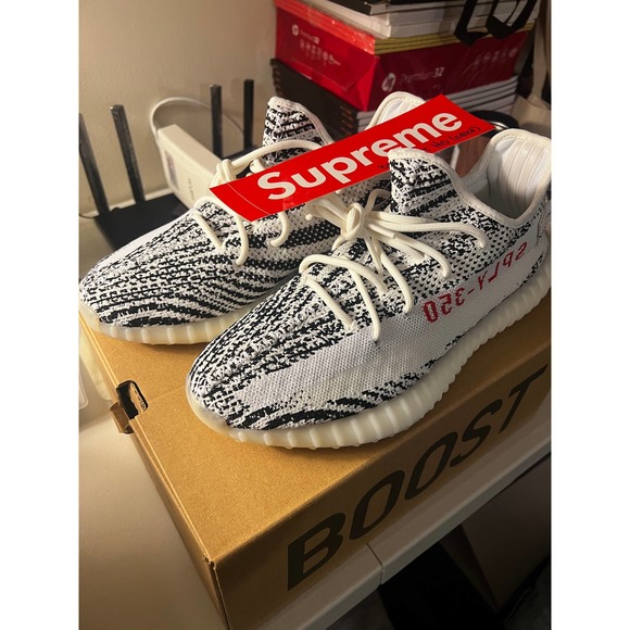 Size 11 adidas Yeezy Boost 350 V2 Zebra